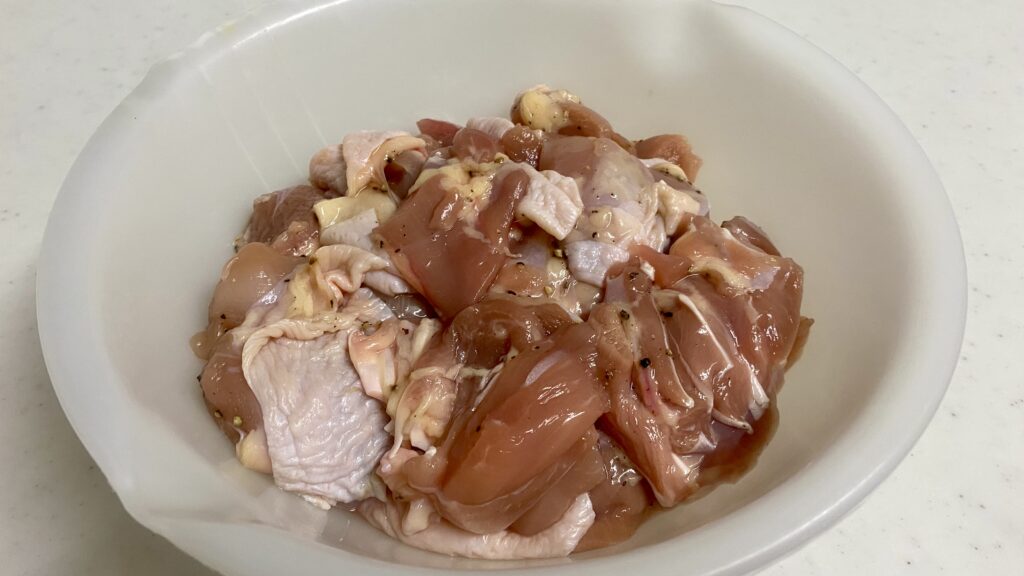 塩胡椒ををしま鶏もも肉