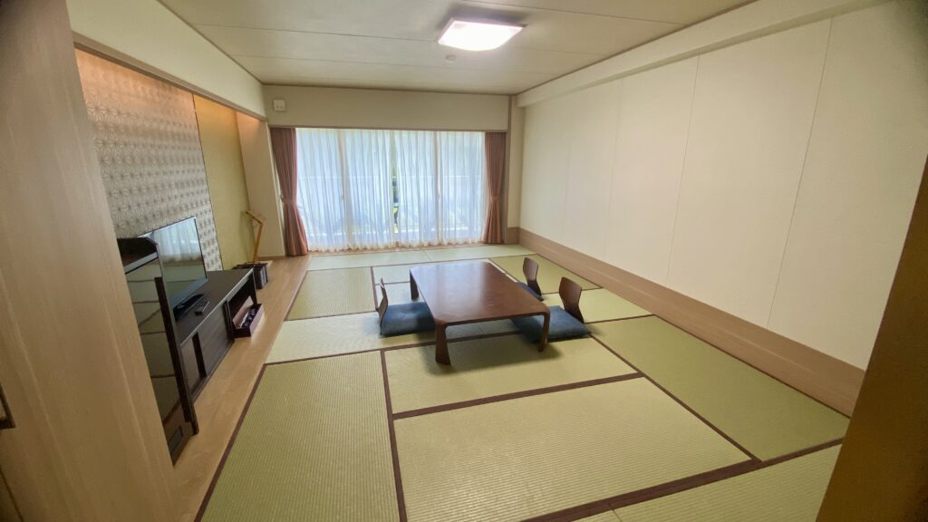 明るくて雰囲気が良い14畳の純和室